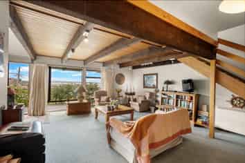 19 Moncks Spur Road, Redcliffs