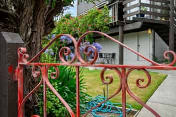 19 Moncks Spur Road, Redcliffs