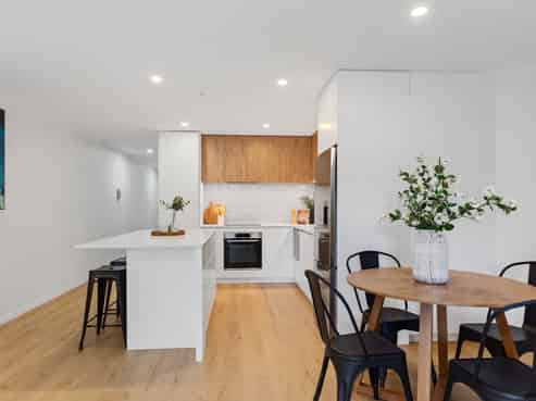 8/281 Maunganui Road (The Paramount), Mount Maunganui