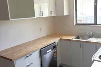 2/500 Avenue Road West, Hastings