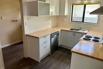 2/500 Avenue Road West, Hastings