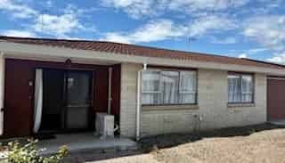 2/500 Avenue Road West, Hastings