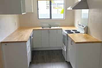 2/500 Avenue Road West, Hastings