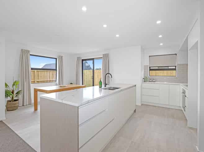 19 Thirlwall Street, Woodend