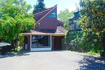 69A Morningside Drive, Mount Albert