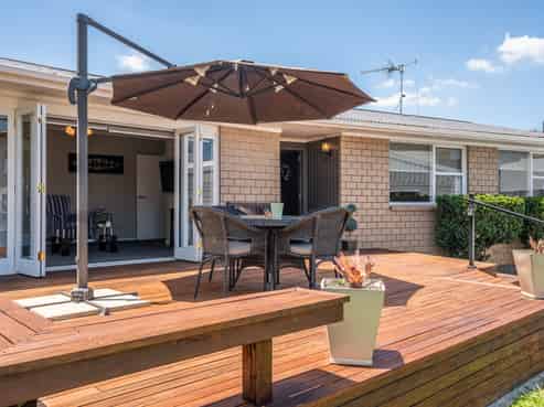 64 Herbert Road, Queenwood