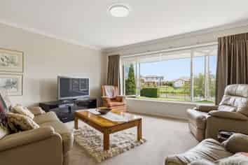 30 Tatahi Cove, Papamoa