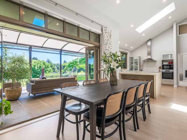 62 Medhurst Road North, Bombay