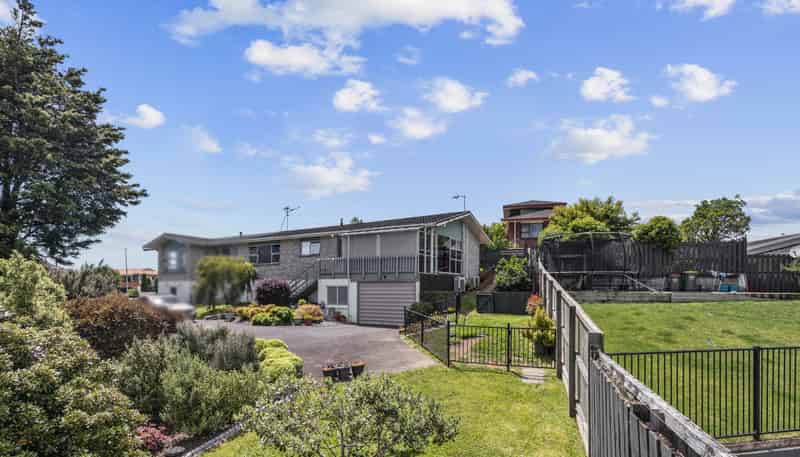 33B Russleigh Drive, Dinsdale
