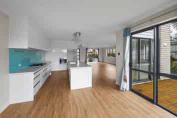 11 Harvest Avenue, Orewa