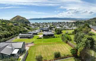 19 Seaview Drive, Mahia