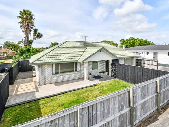 128A Gloucester Road, Manurewa