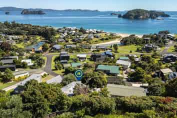 9 Christine Terrace, Hahei