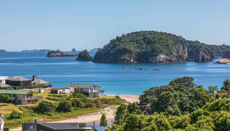 9 Christine Terrace, Hahei