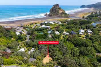 48 Beach Valley Road, Piha