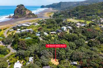 48 Beach Valley Road, Piha