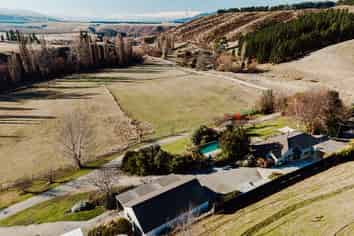 192 Heaney Road, Lowburn