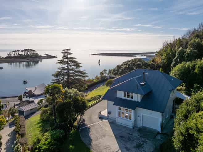 403 Wakefield Quay, Stepneyville