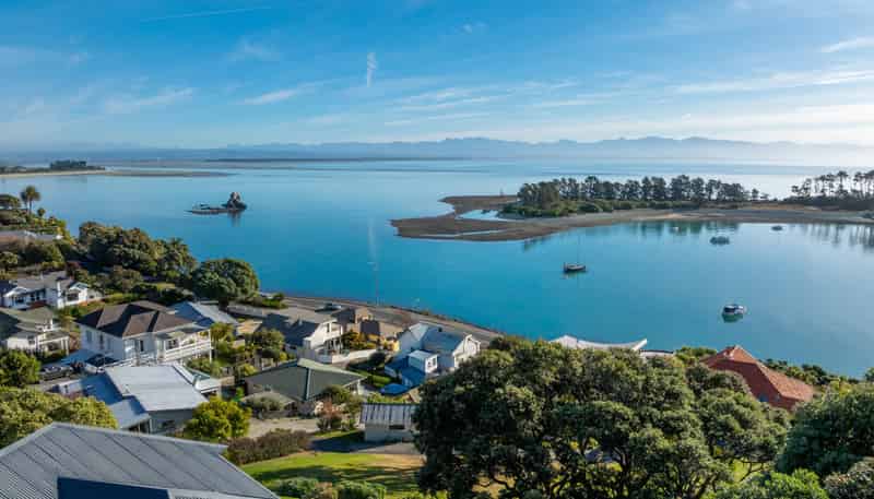 403 Wakefield Quay, Stepneyville