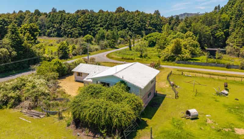 2 Ohoeka Street, Owhango