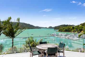 12C Kent Street, Whangaroa