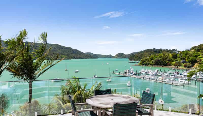 12C Kent Street, Whangaroa