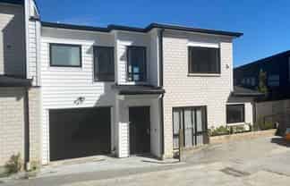 14 Kohuora Lane, Papatoetoe