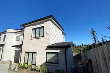 14 Kohuora Lane, Papatoetoe