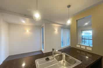 319/4 Wagener Place, Mount Albert