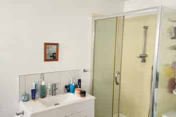 6/15 Coates Street, Hamilton East