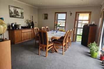 14A Baverstock Road, Flat Bush