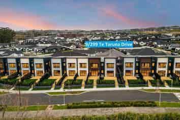 9/299 Te Taruna Drive, Wainui