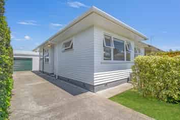 4 Linley place, Levin