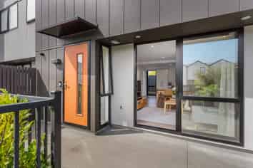 37 Cessna Crescent, Mangere