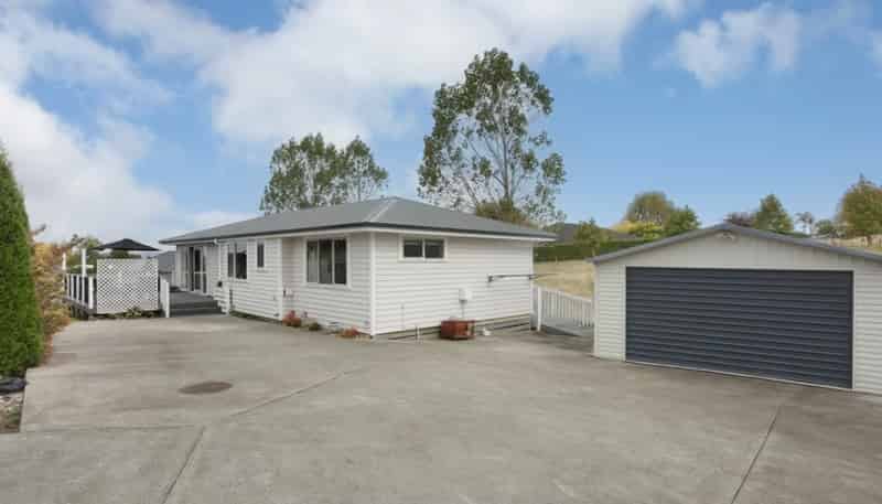12 Poplar Grove, Feilding