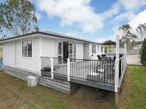 12 Poplar Grove, Feilding