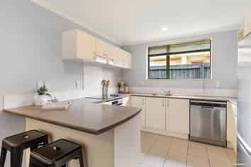 7 Kathleen Reece Place, Waiuku