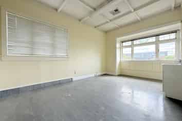 Freestanding Otahuhu Office | 138 m2