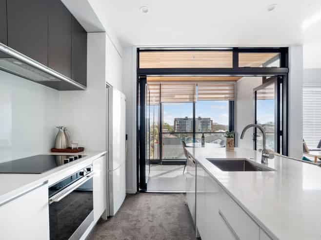 303/80 Anzac Street, Takapuna