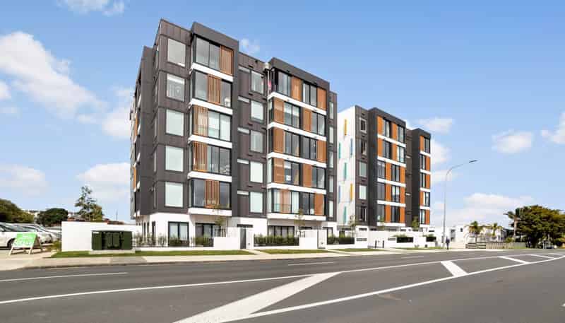 303/80 Anzac Street, Takapuna