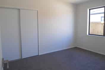 22 Treestump Road, Takanini