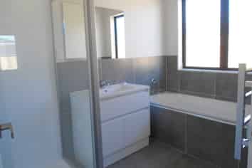 22 Treestump Road, Takanini