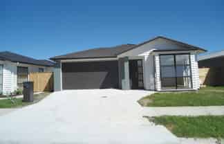 22 Treestump Road, Takanini