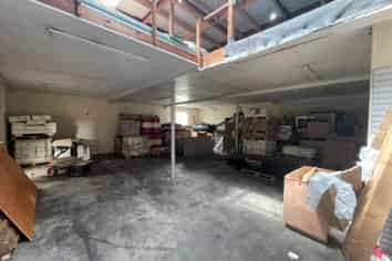 Prime Location - Dual Access Industrial