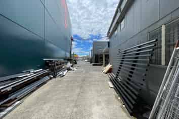 Prime Location - Dual Access Industrial