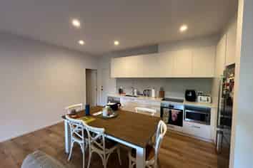 9 Verdant Lane, Mount Wellington