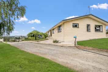 35 Browns Road, Deborah