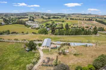 35 Browns Road, Deborah