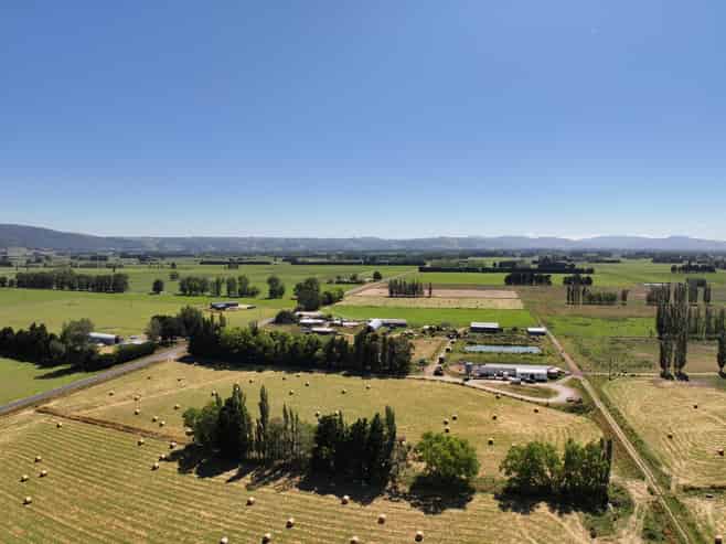 137 and 17 Kirks Drain Road, Momona