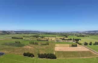 137 and 17 Kirks Drain Road, Momona